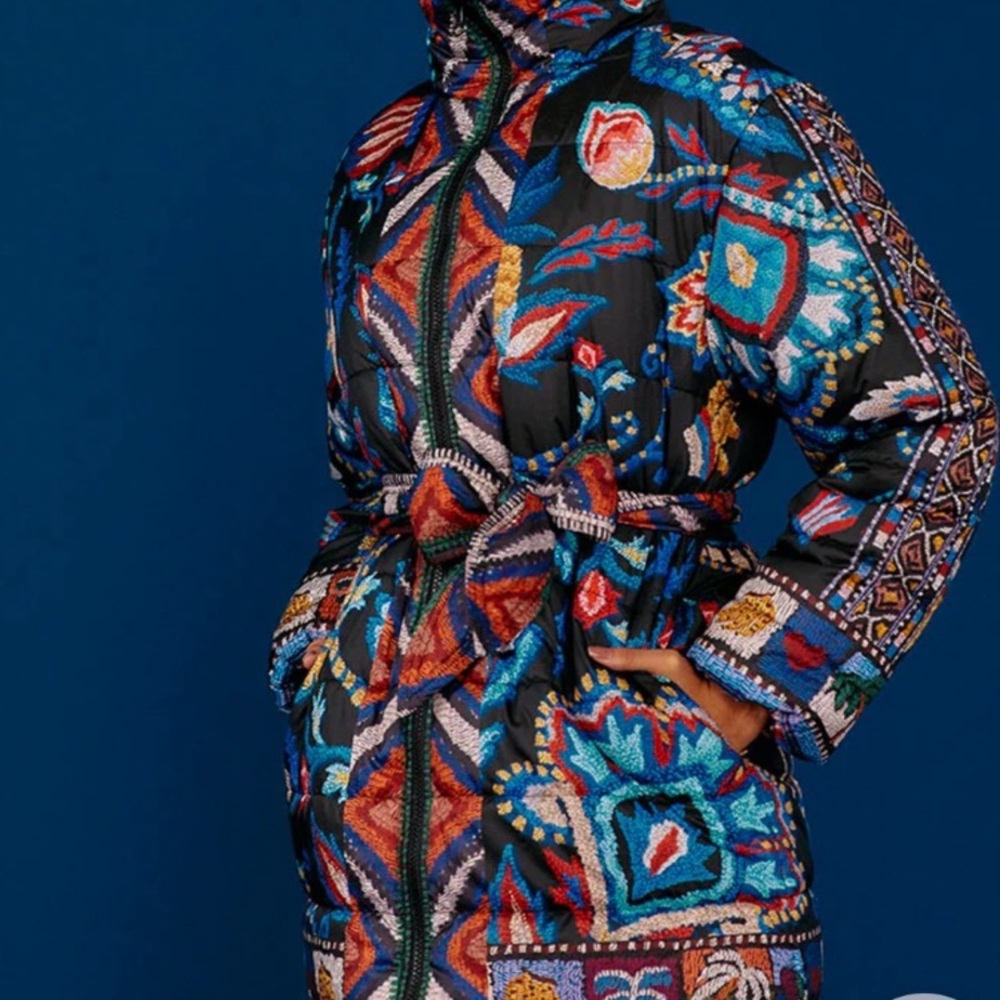 New without tag Farm Rio reversible coat size L